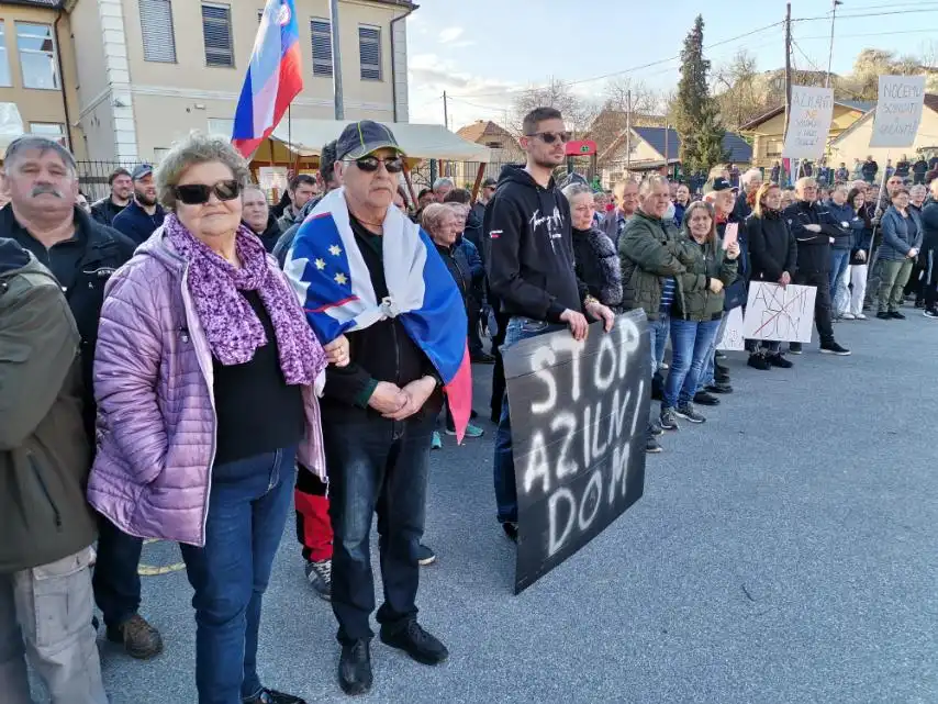 prosvjed,središče ob dravi,dom za azilante prosvjed,središče ob dravi,dom za azilante