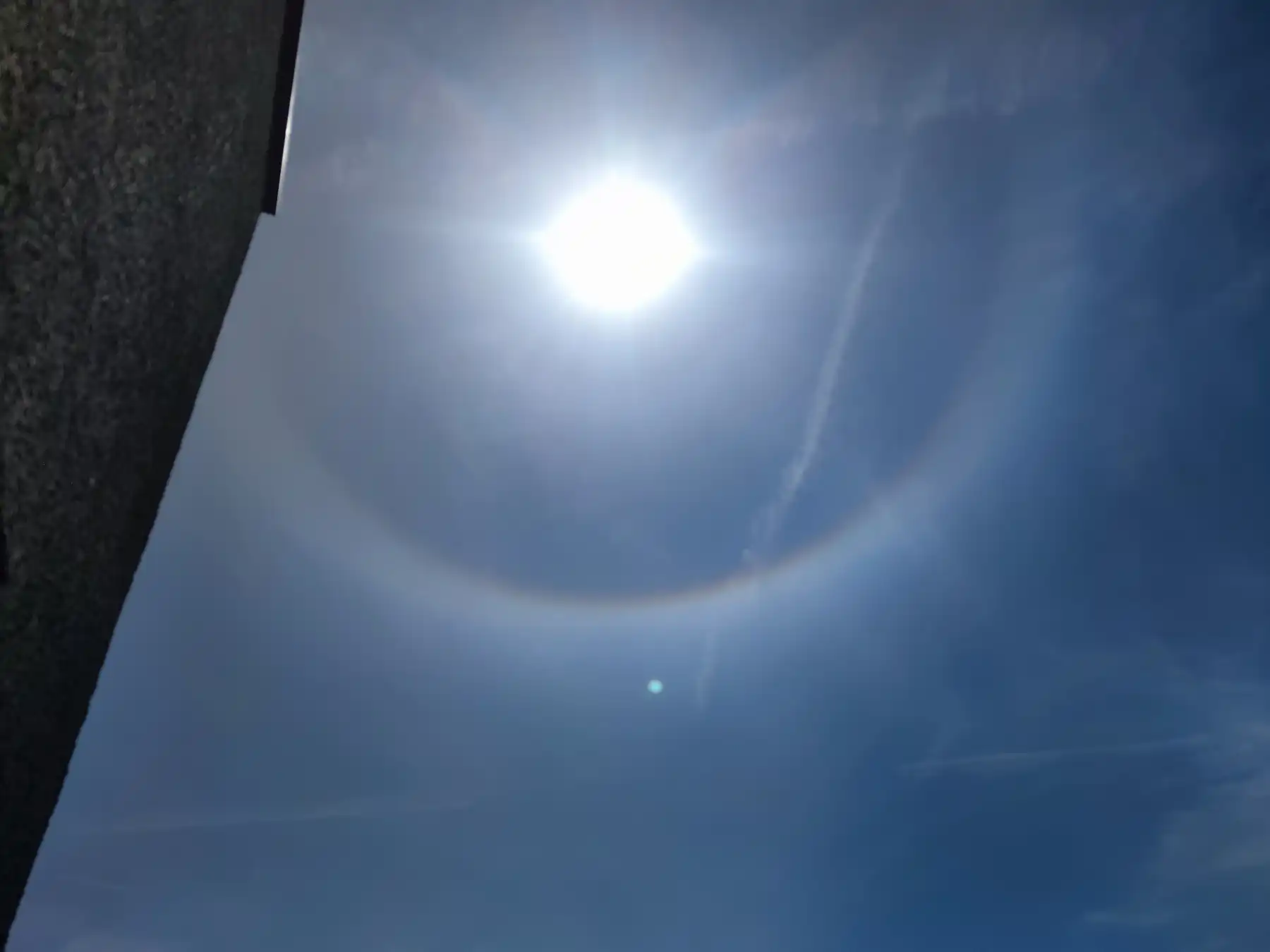 prsten oko sunca,halo (1) prsten oko sunca,halo (1)