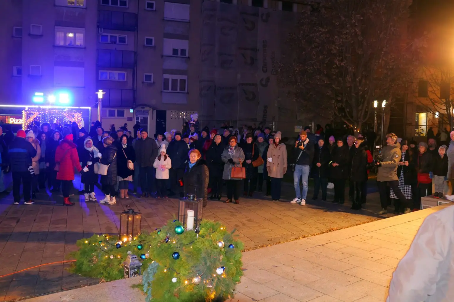 prva adventska svijeća čakovec (4) prva adventska svijeća čakovec (4)