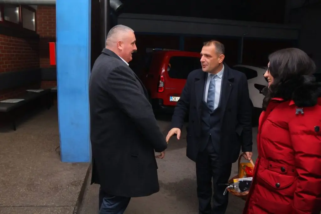 prva beba, obilazak službi 2024 (11) prva beba, obilazak službi 2024 (11)