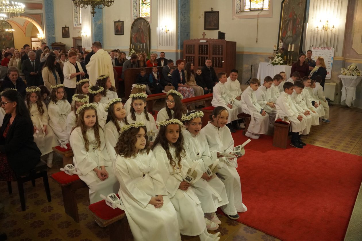 prva pričest Kotoriba (46)