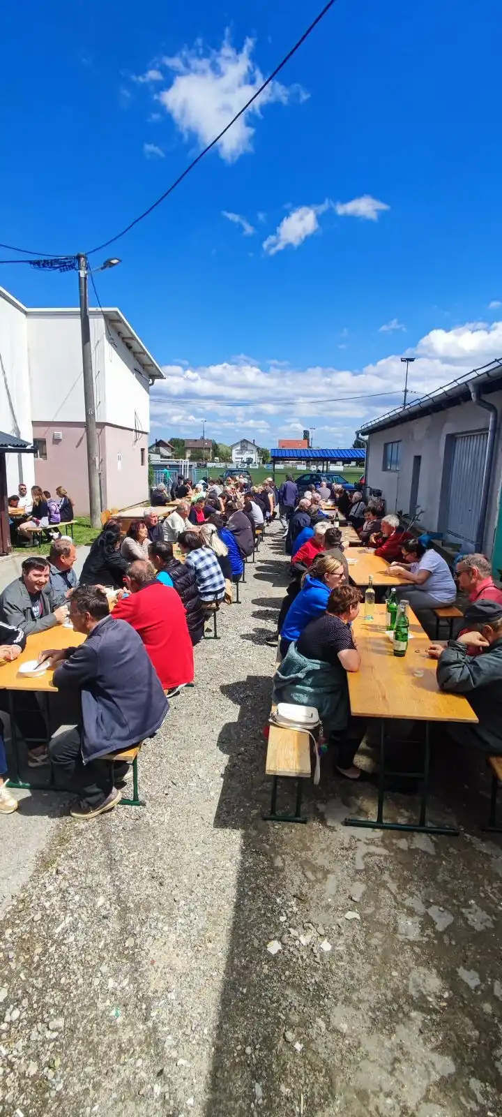 prvi maj, strahoninec (4) prvi maj, strahoninec (4)