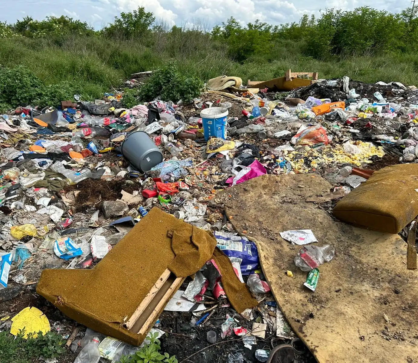 psi, azil, romska naselja (25) deponij piškorovec