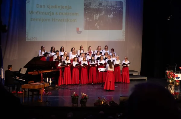 pučpuljike, Večer međimurskog identiteta 2025 (20) pučpuljike, Večer međimurskog identiteta 2025 (20)