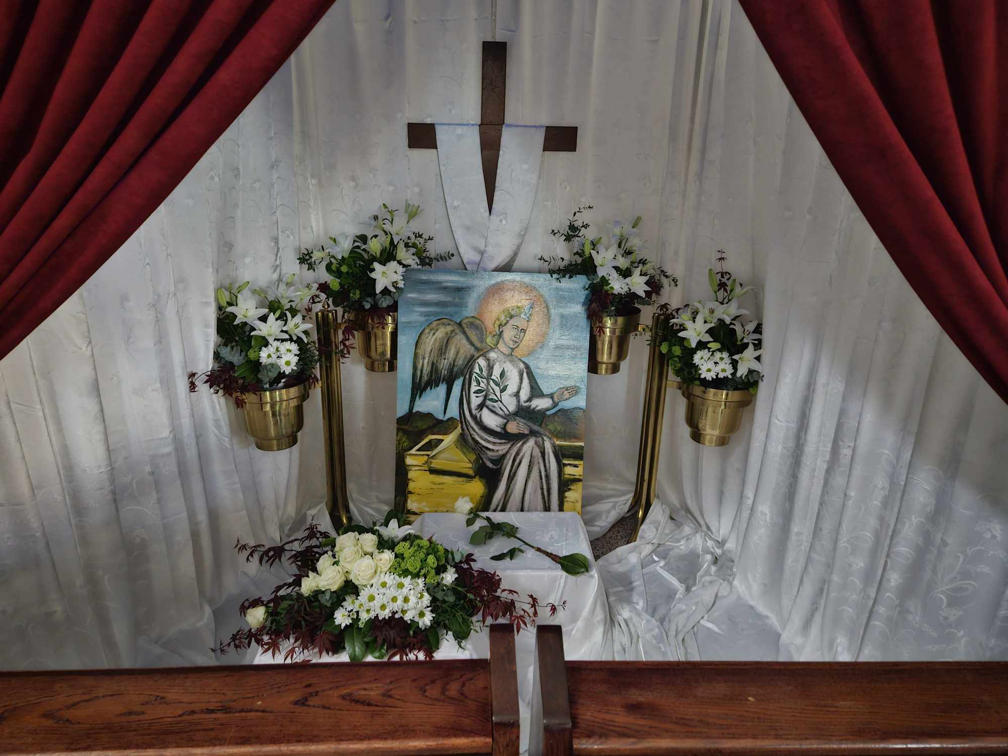 received_1243177640615253 received_1243177640615253