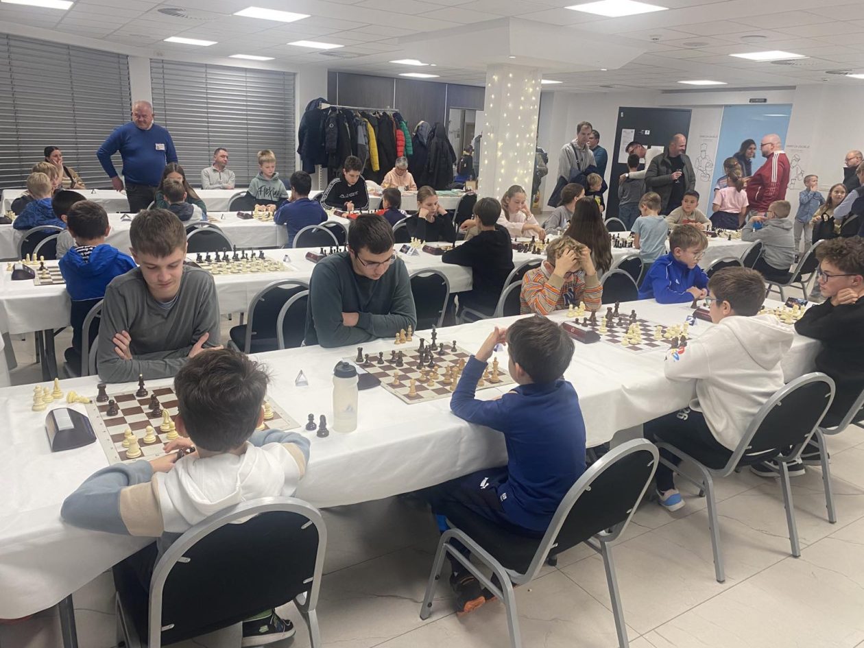 šah brzopotezni turnir u Čakovcu (1) šah brzopotezni turnir u Čakovcu (1)