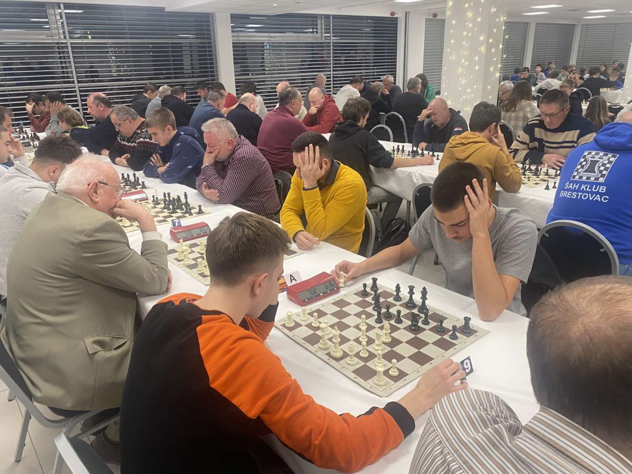 šah brzopotezni turnir u Čakovcu (2) šah brzopotezni turnir u Čakovcu (2)