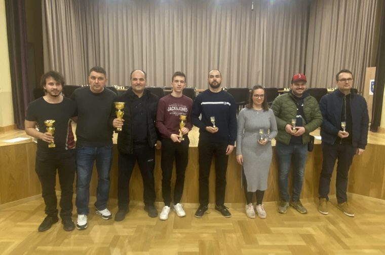 šahovski turnir (7) šahovski turnir (7)