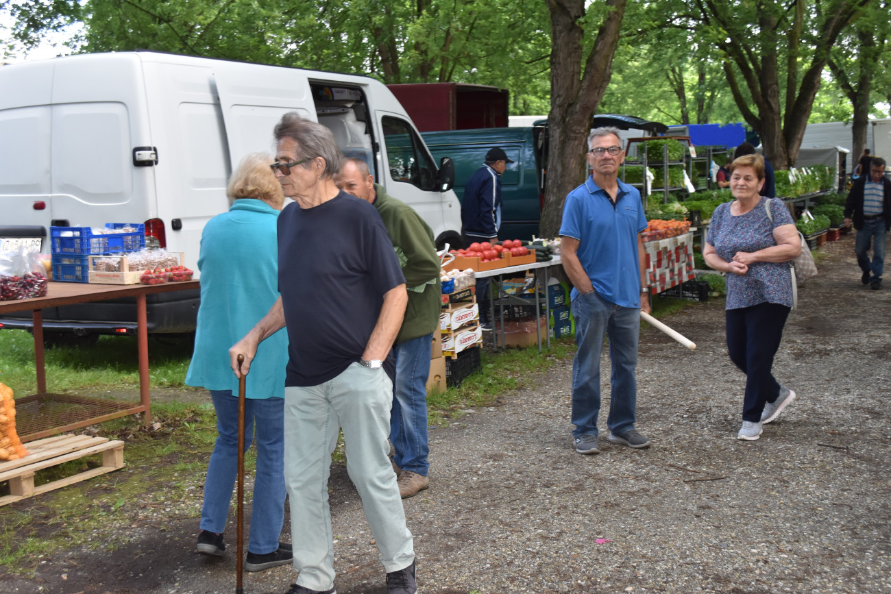 sajam srijedom 22 svibnja (17) sajam srijedom 22 svibnja (17)