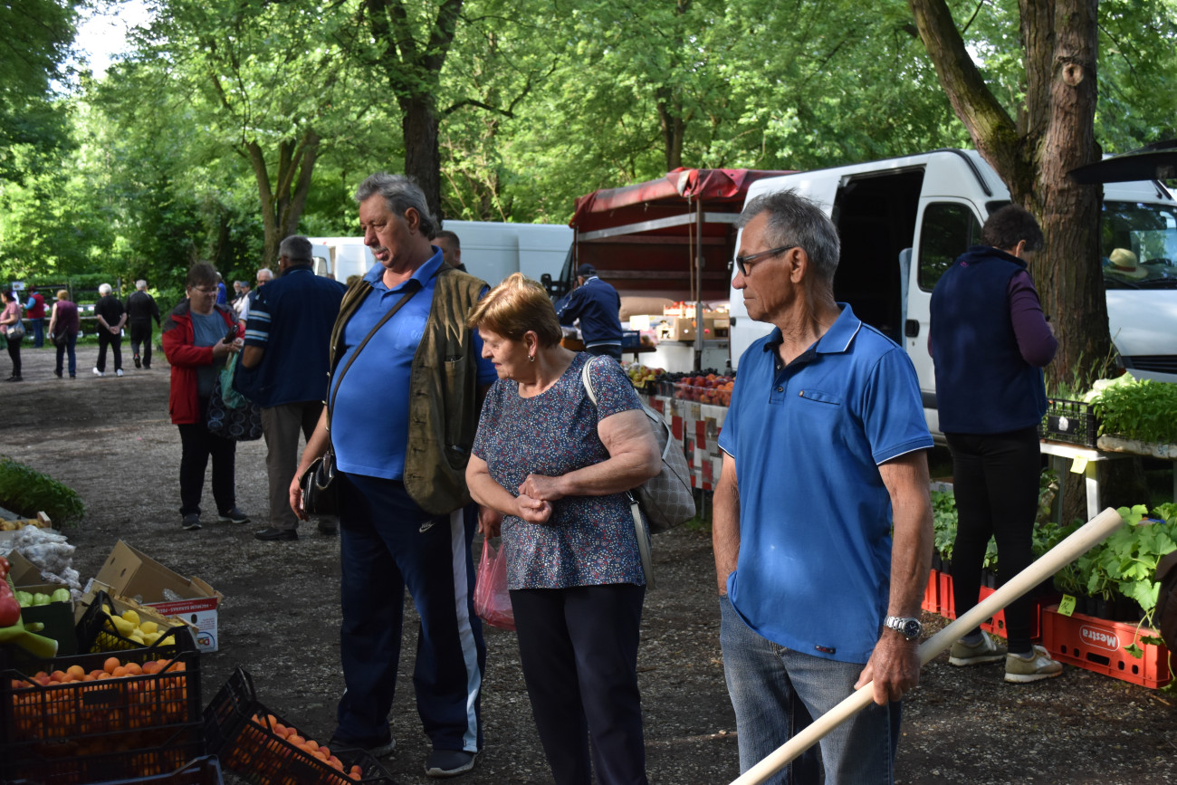 sajam srijedom 22 svibnja (19) sajam srijedom 22 svibnja (19)