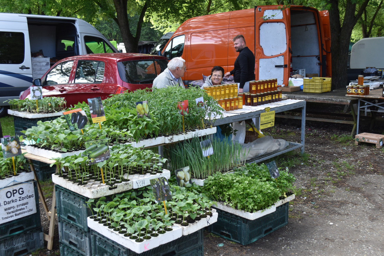 sajam srijedom 22 svibnja (4) sajam srijedom 22 svibnja (4)