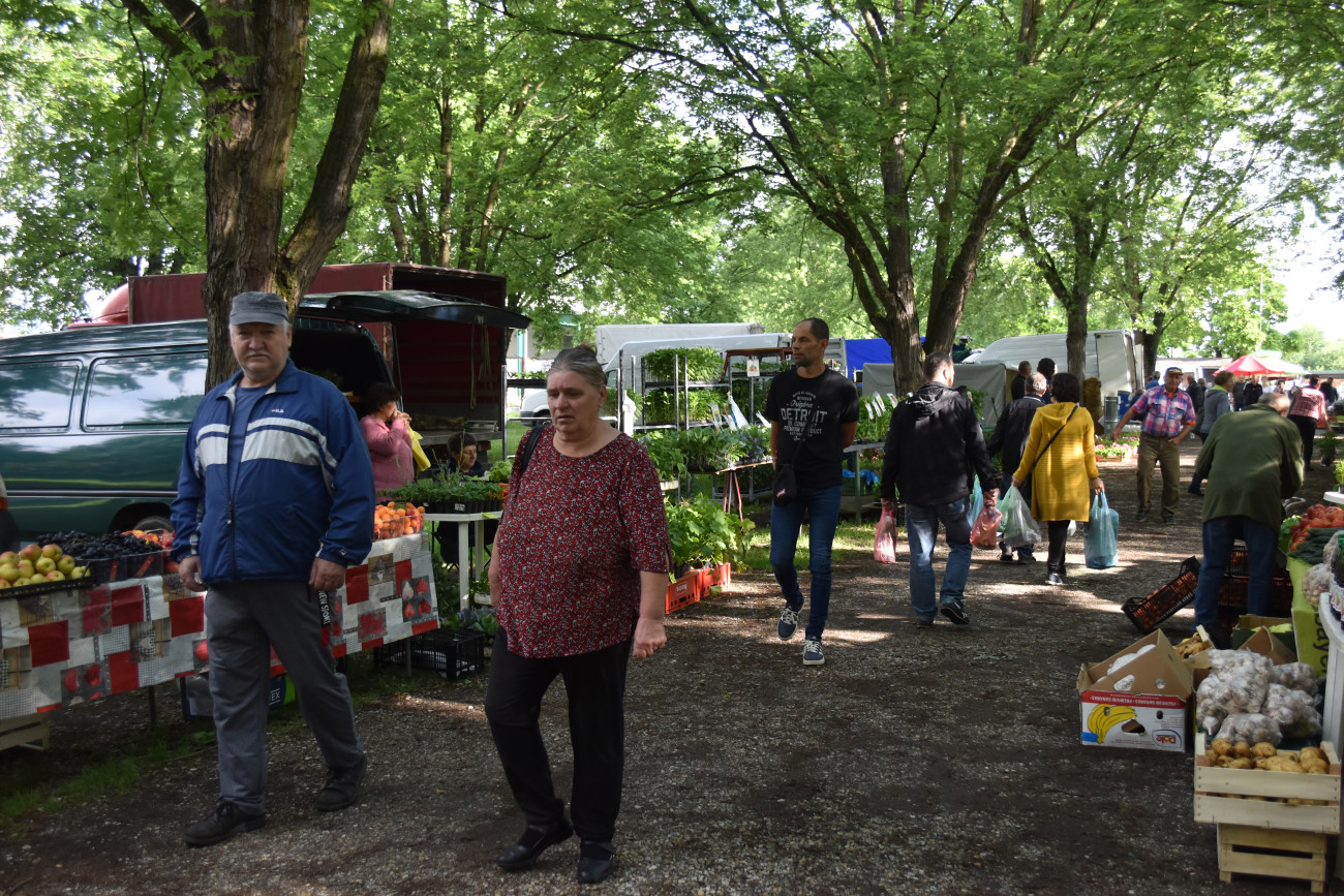 sajam srijedom 22 svibnja (43) sajam srijedom 22 svibnja (43)