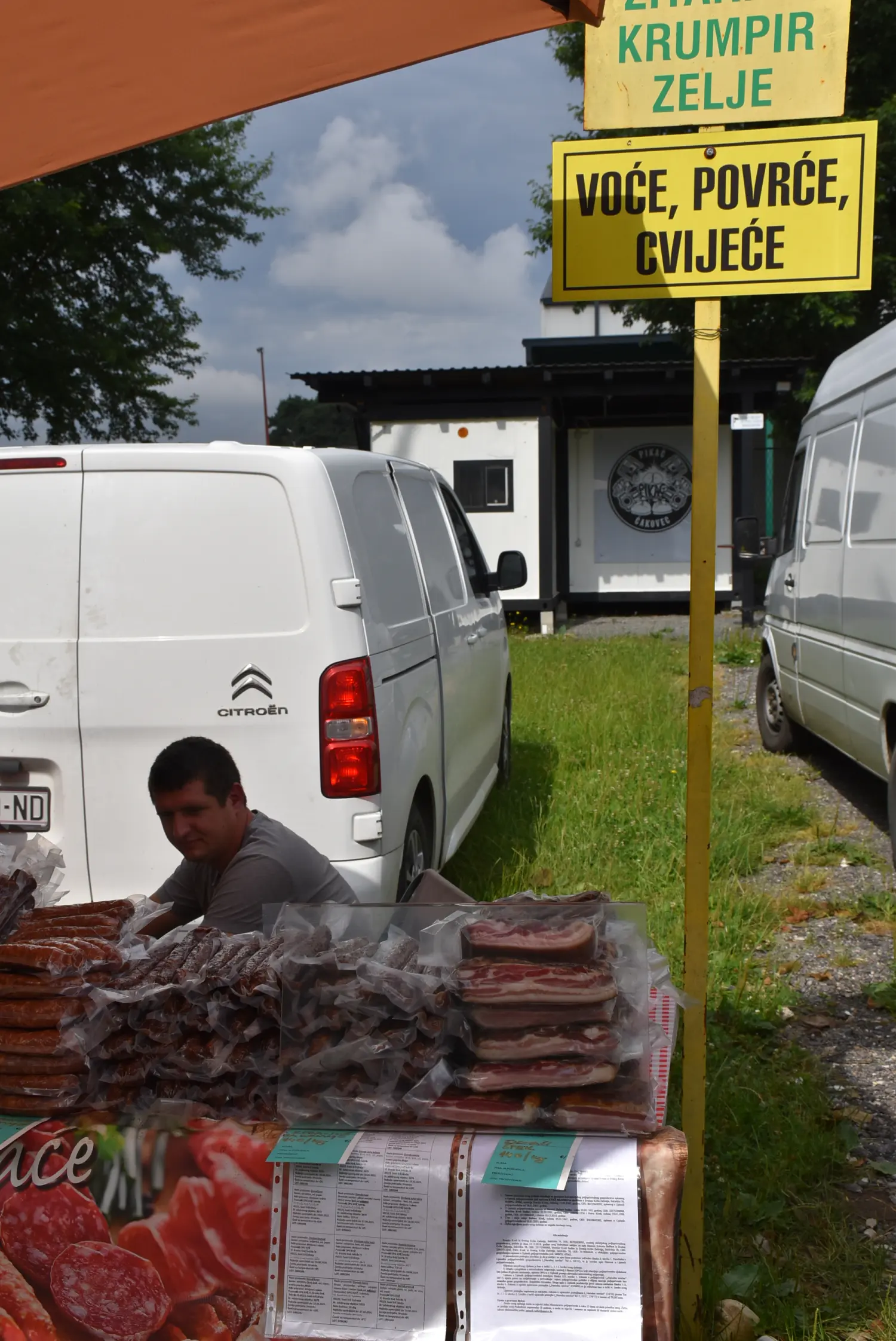 sajam srijedom,26.6.2024 (48) sajam srijedom,26.6.2024 (48)