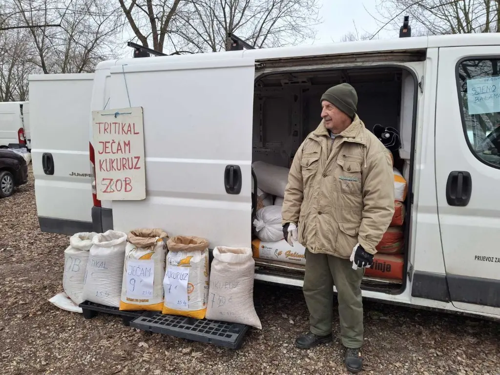 sajam15.1.2025 (14) (Medium) sajam15.1.2025 (14) (Medium)