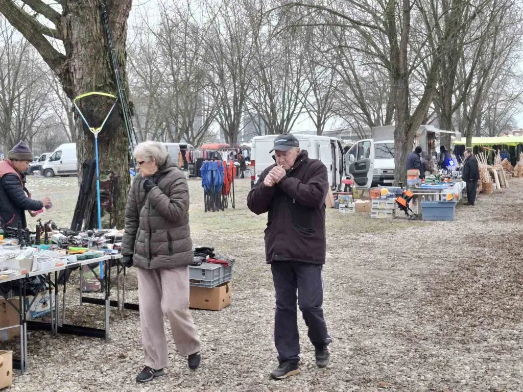 sajam15.1.2025 (21) (Medium) sajam15.1.2025 (21) (Medium)