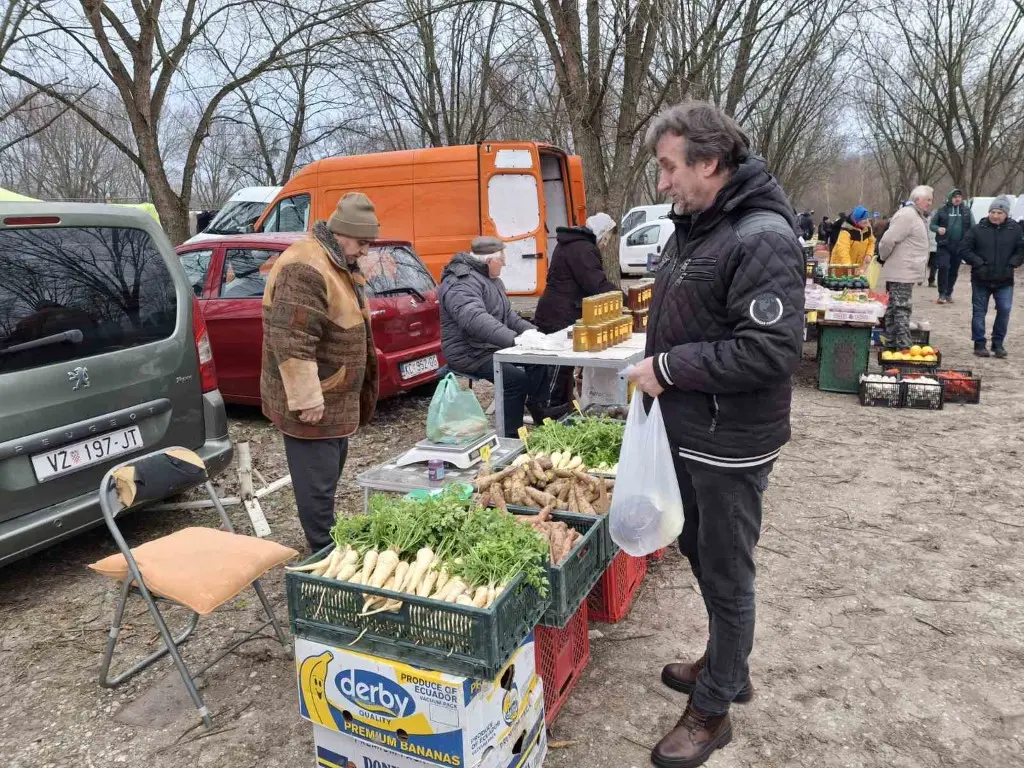 sajam15.1.2025 (5) (Medium) sajam15.1.2025 (5) (Medium)