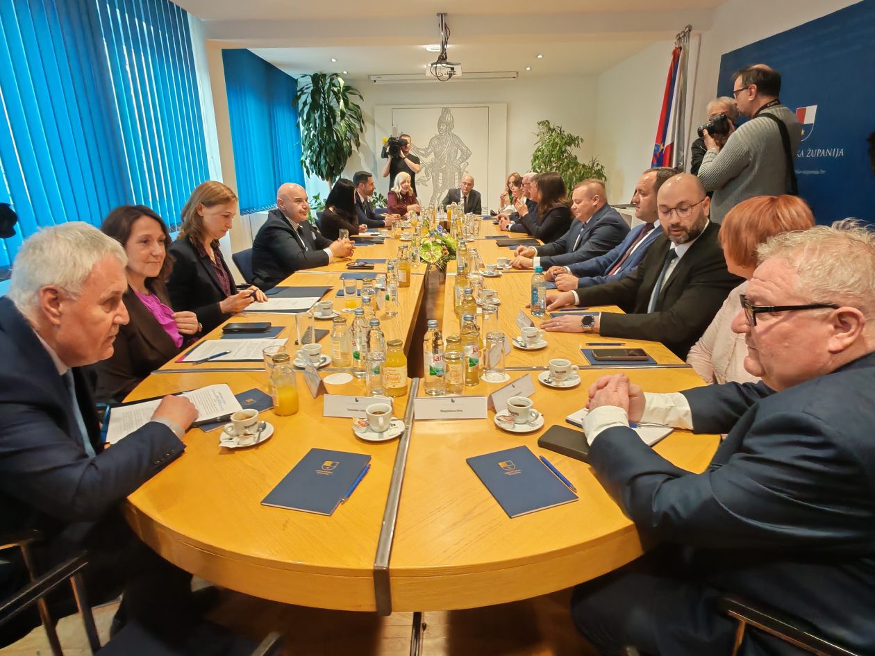 satanak Plenković Posavec županija (7)