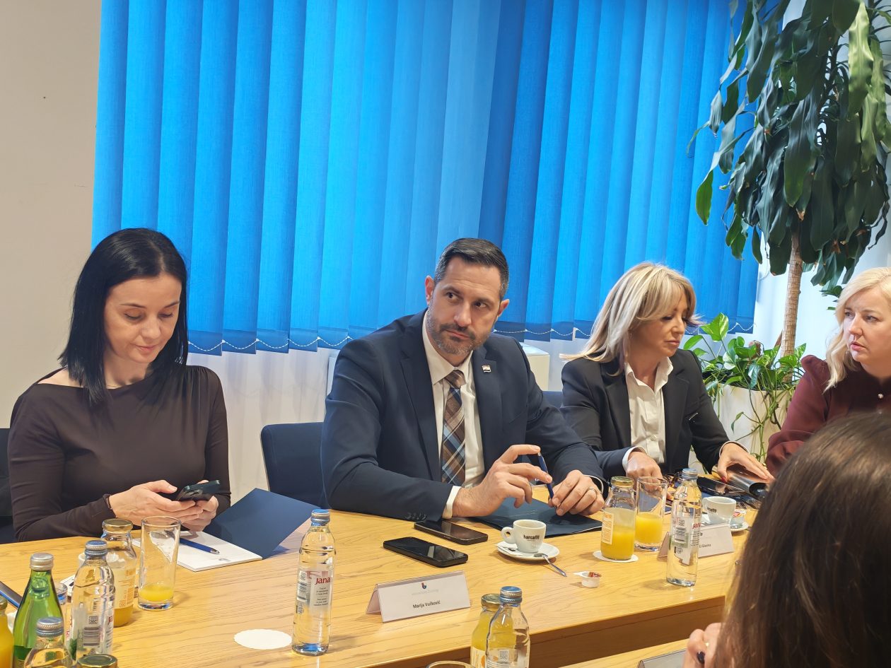 satanak Plenković Posavec županija (8)