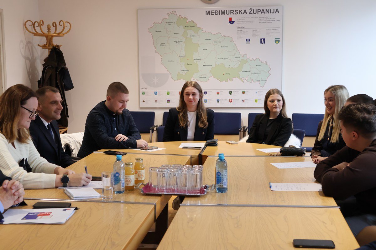 savjet mladih MŽ (8) savjet mladih MŽ (8)