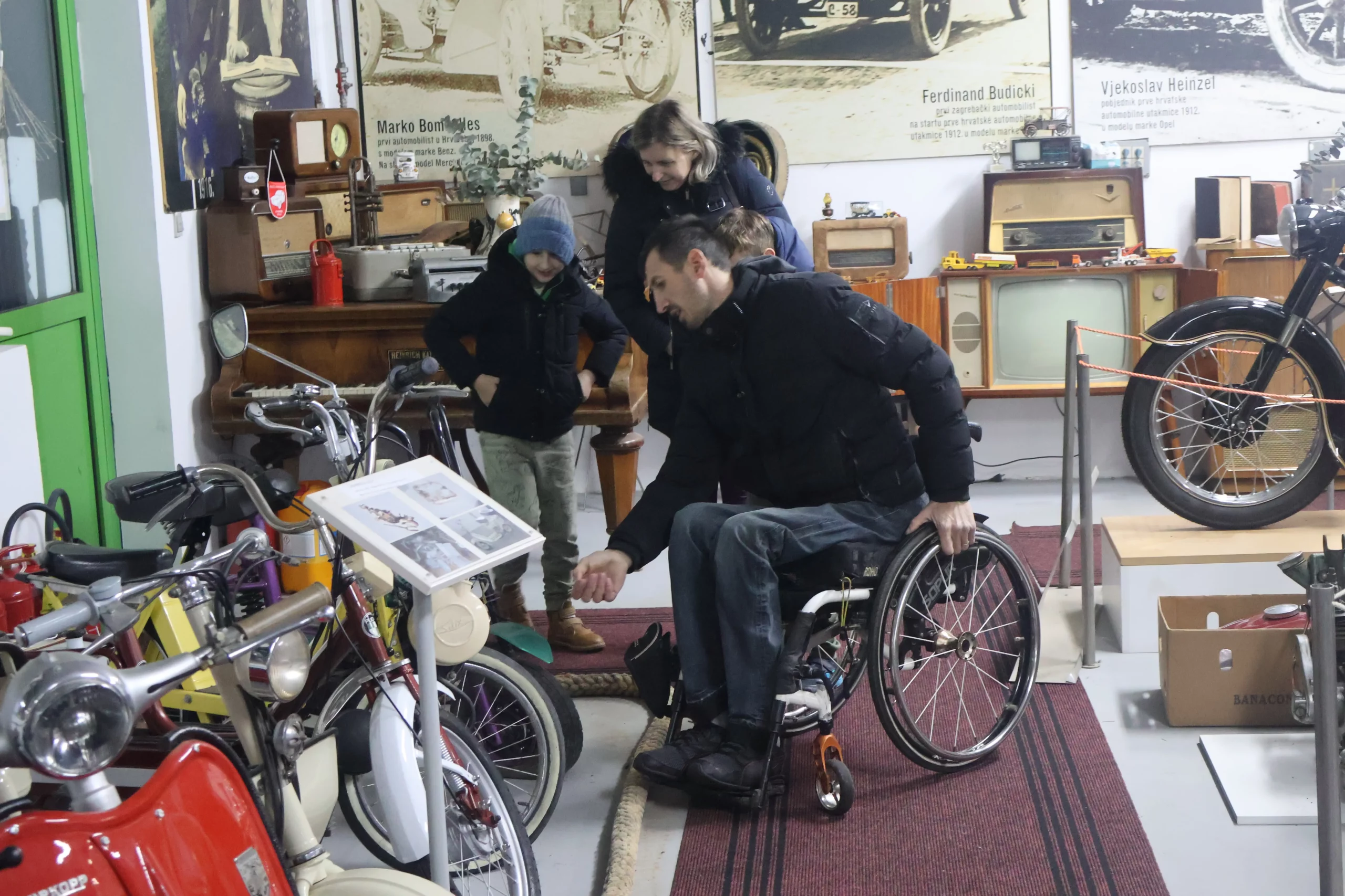 selnica OLDTIMER MUZEJ ŠARDI (15) selnica OLDTIMER MUZEJ ŠARDI (15)