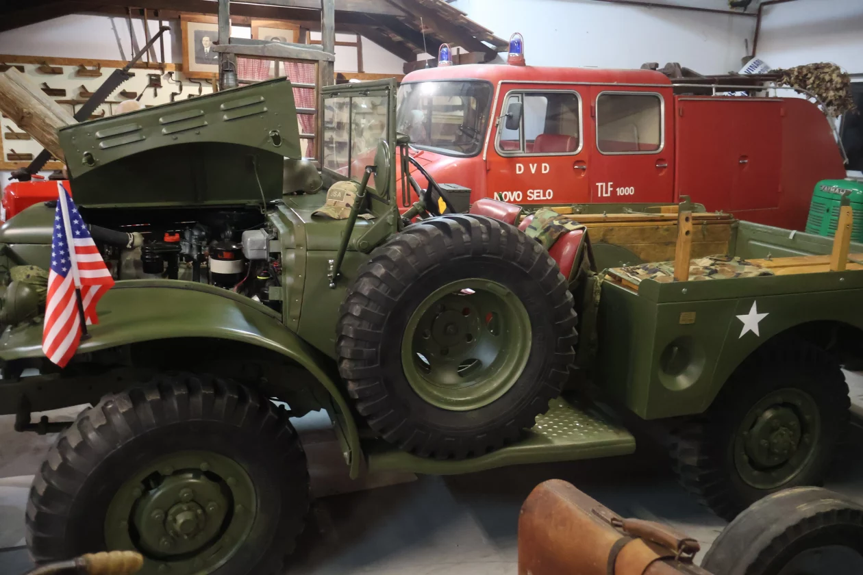 selnica OLDTIMER MUZEJ ŠARDI (31)