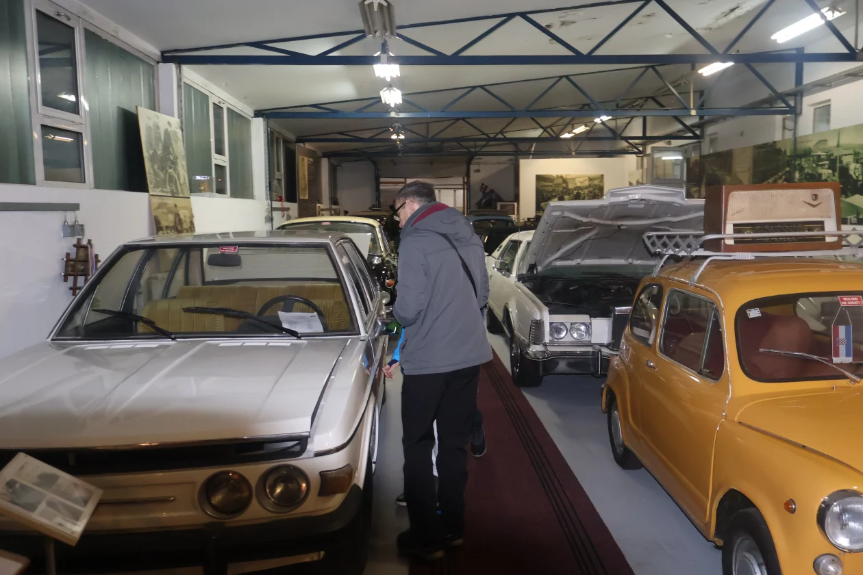 selnica OLDTIMER MUZEJ ŠARDI (4)