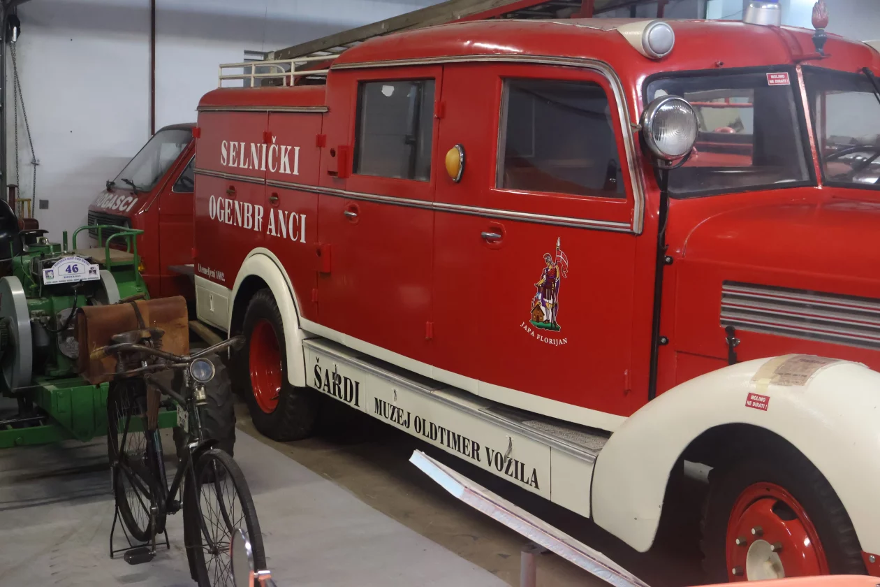 selnica OLDTIMER MUZEJ ŠARDI (8)