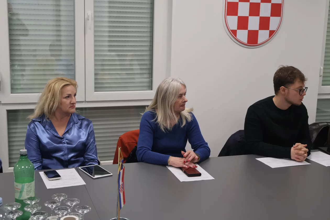 selnica vijece (8) selnica vijece (8)