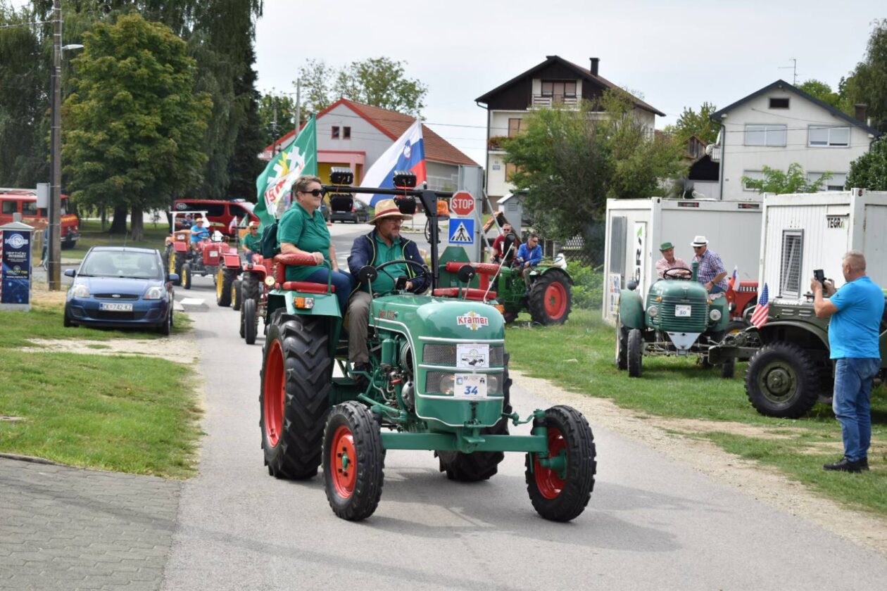 selnička traktorijada (8)