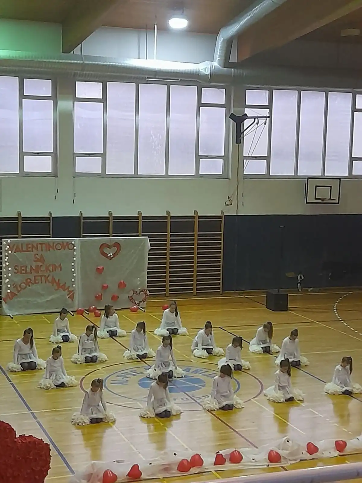 selnicke mazoretknje valentinovo (7) selnicke mazoretknje valentinovo (7)