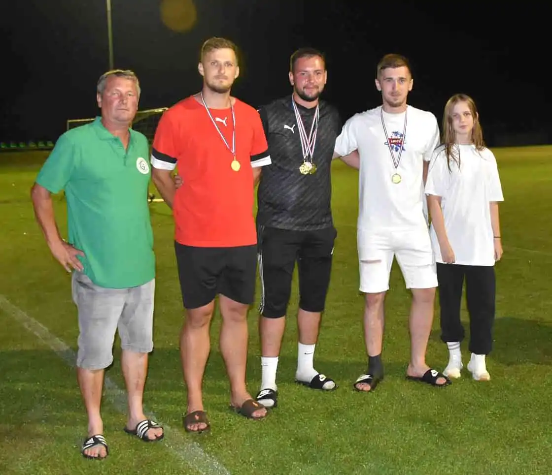 seoska olimpijada u novakovcu (13) seoska olimpijada u novakovcu (13)