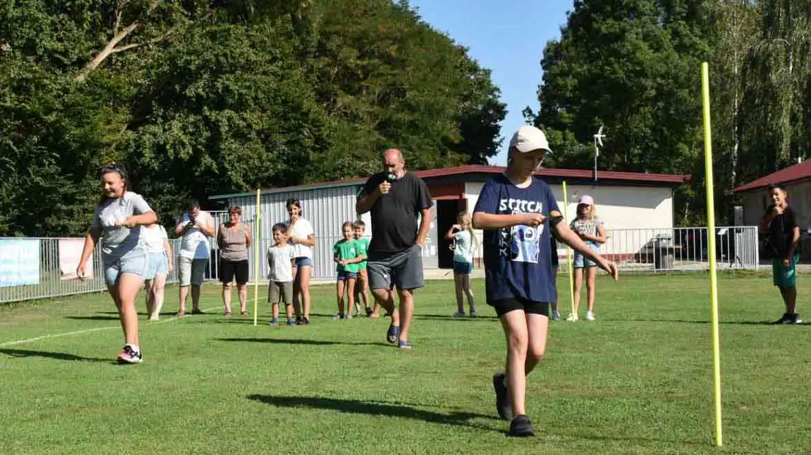 seoska olimpijada u novakovcu (8) seoska olimpijada u novakovcu (8)
