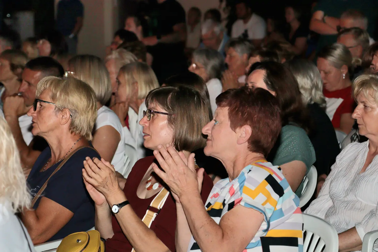 sestre husar, prelog (10) sestre husar, prelog (10)