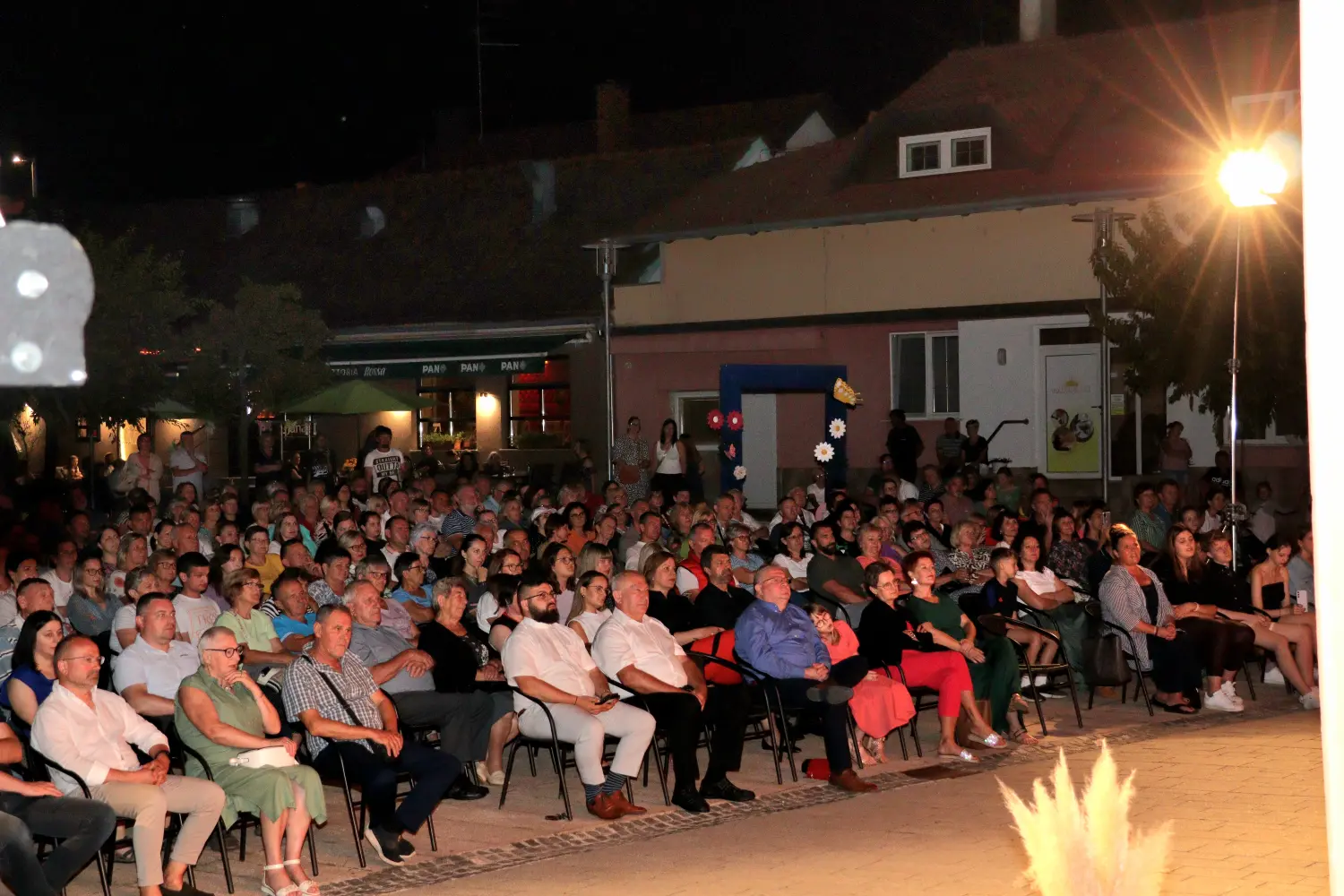 sestre husar, prelog (14) sestre husar, prelog (14)