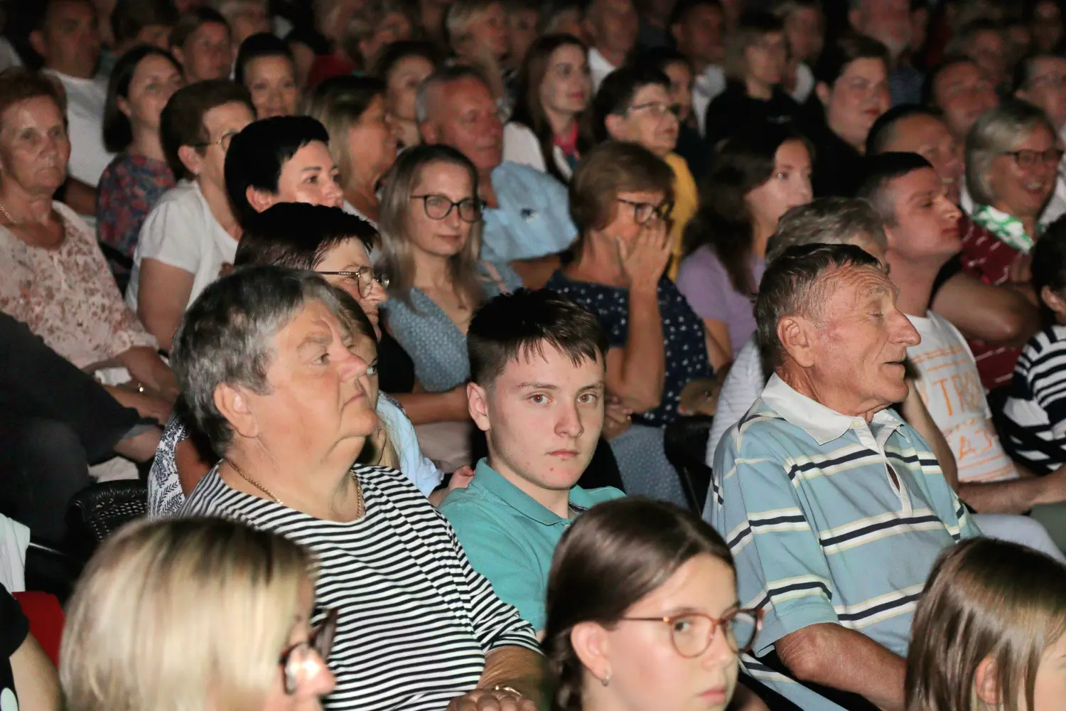 sestre husar, prelog (26) sestre husar, prelog (26)