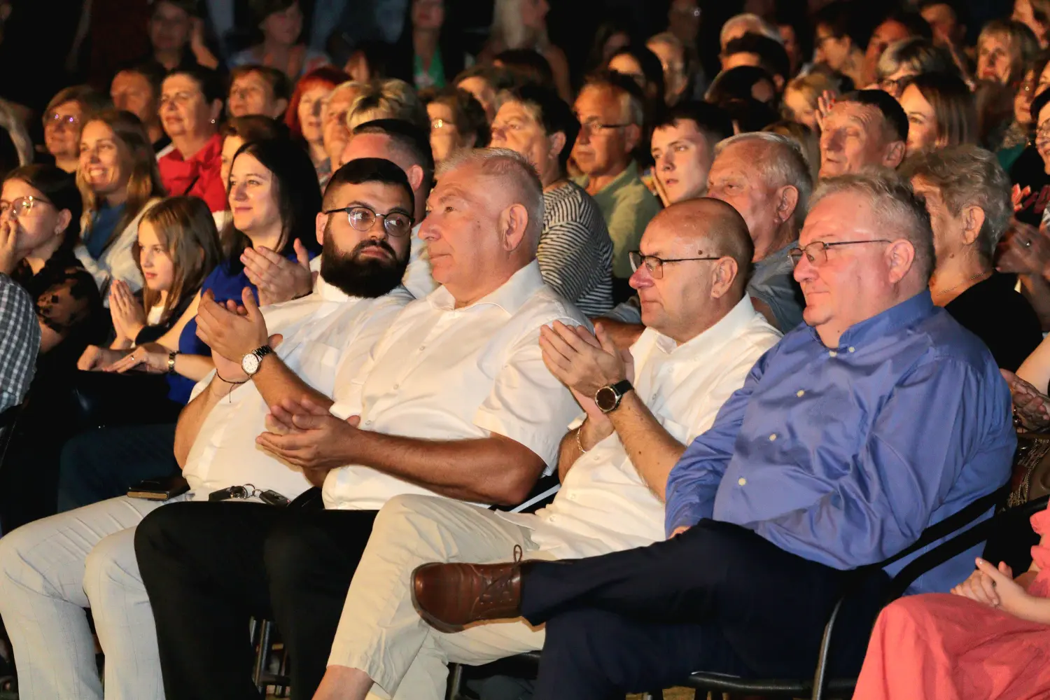 sestre husar, prelog (7) sestre husar, prelog (7)