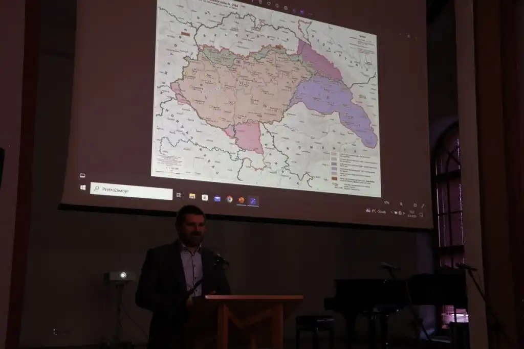 sjećanje na holokaust (16) sjećanje na holokaust (16)