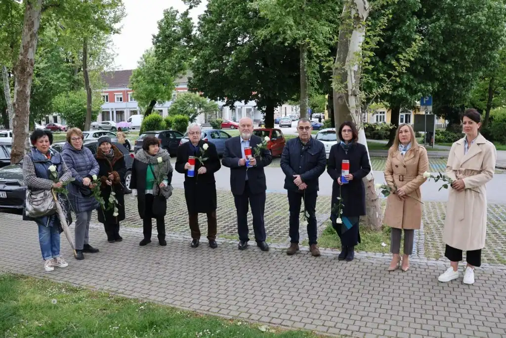 sjećanje na holokaust (35) sjećanje na holokaust (35)