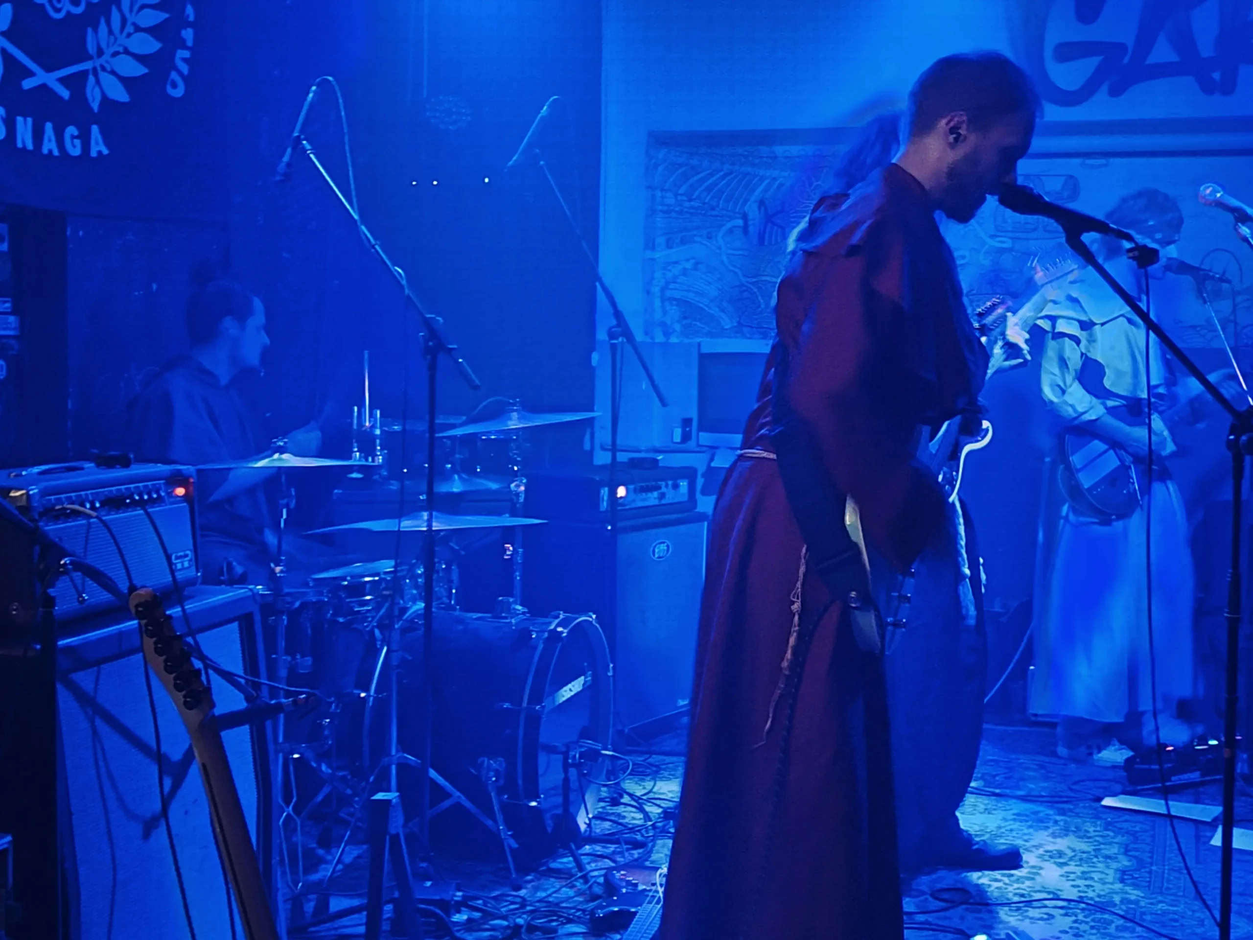 skotni vrag (16) skotni vrag (16)