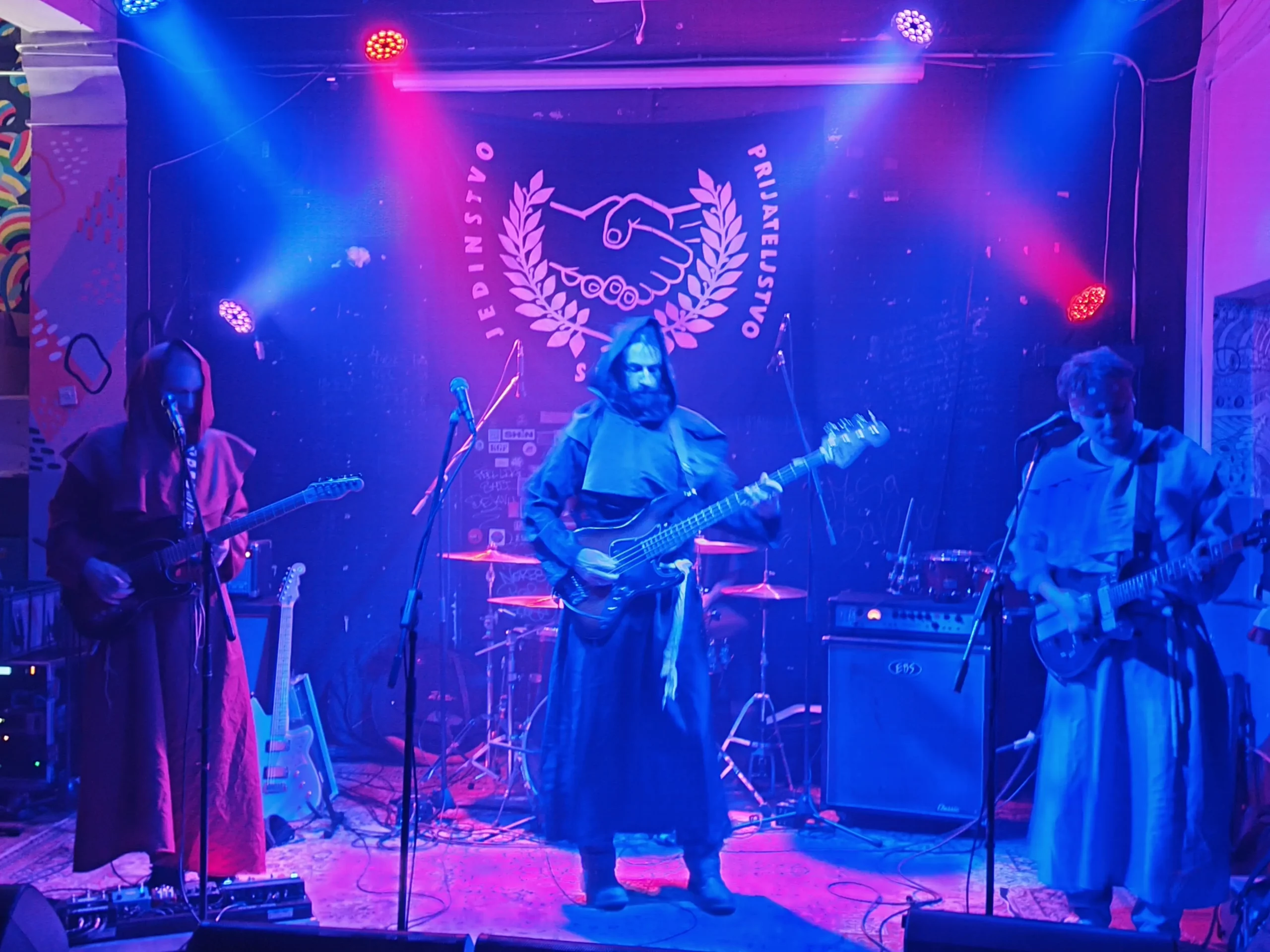 skotni vrag (26) skotni vrag (26)