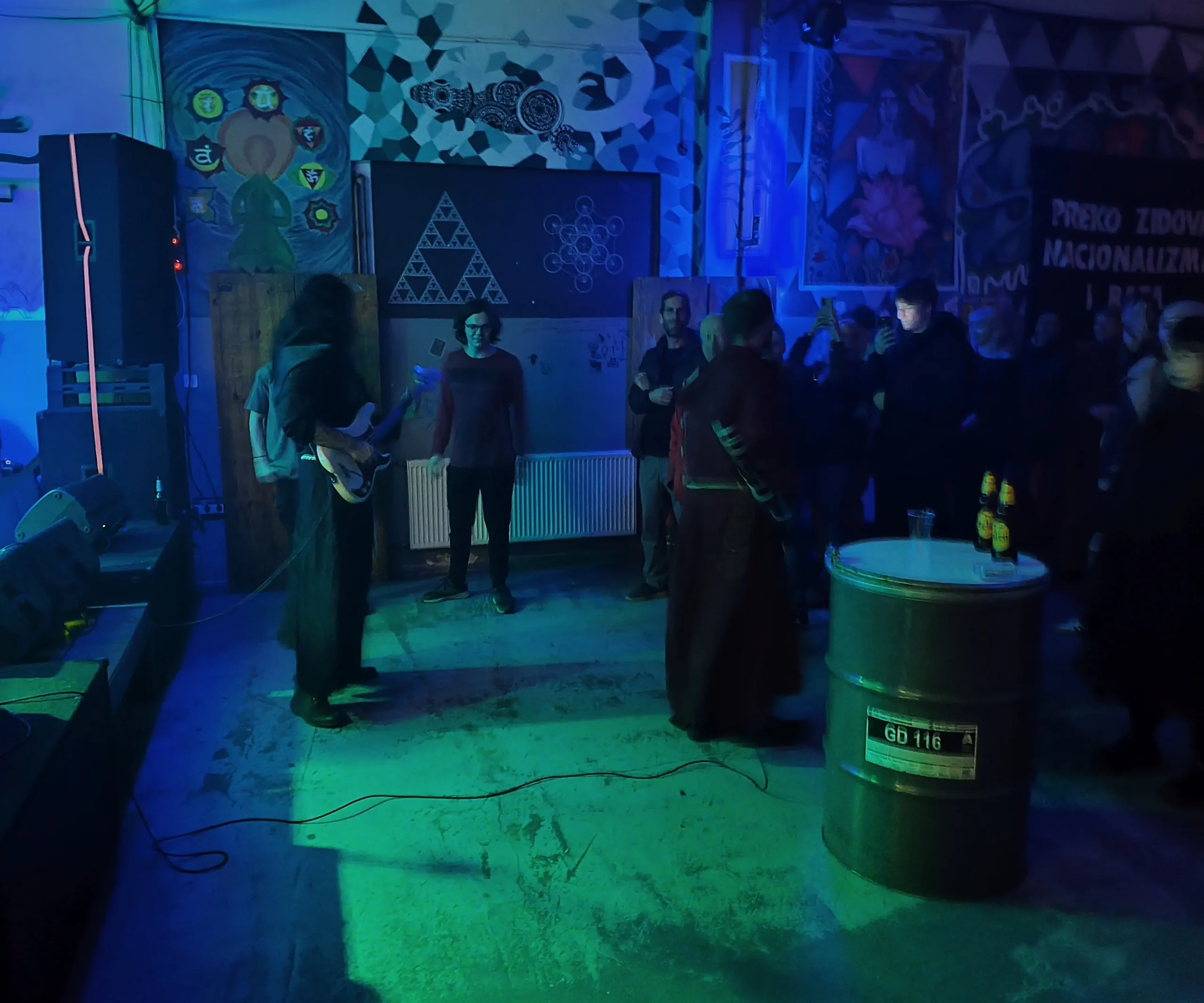 skotni vrag (6) skotni vrag (6)