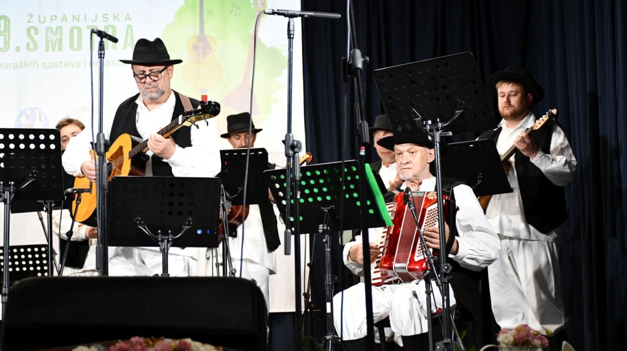 smotra folklora Belica 109