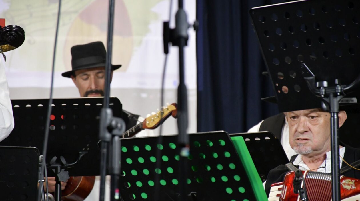 smotra folklora Belica 111