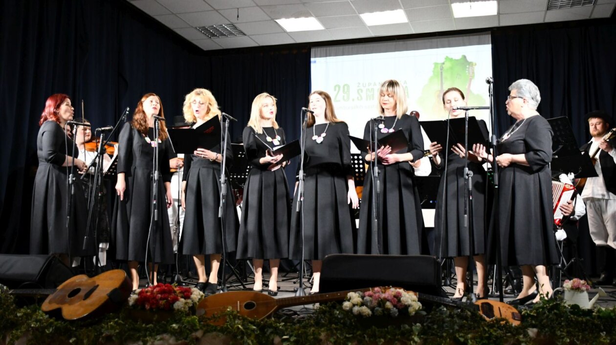 smotra folklora Belica 114