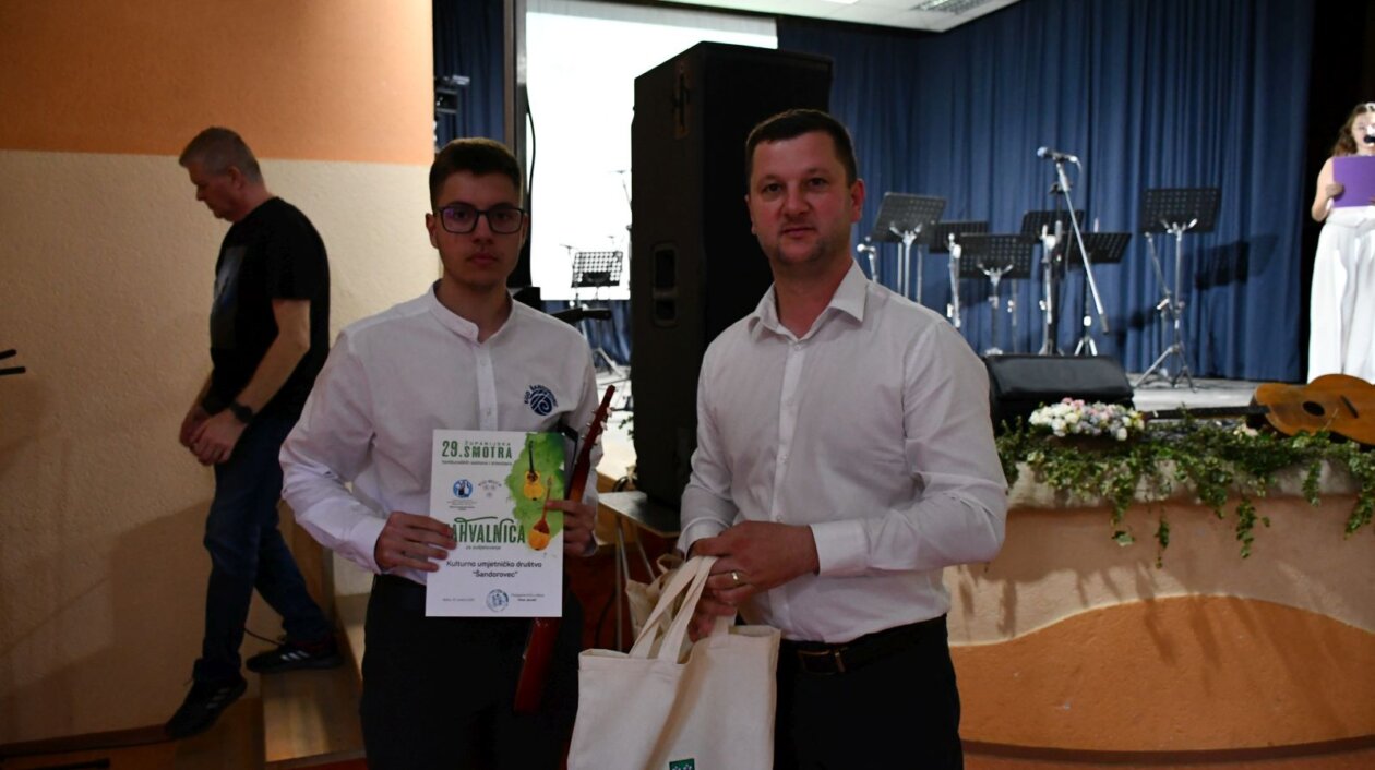 smotra folklora Belica 122