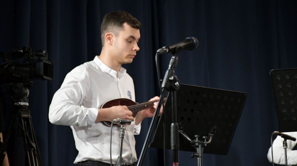 smotra folklora Belica 125