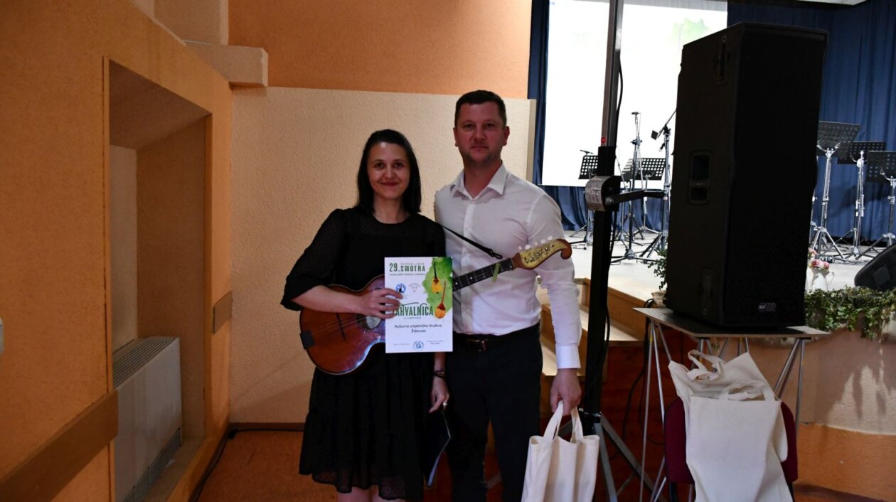 smotra folklora Belica 129