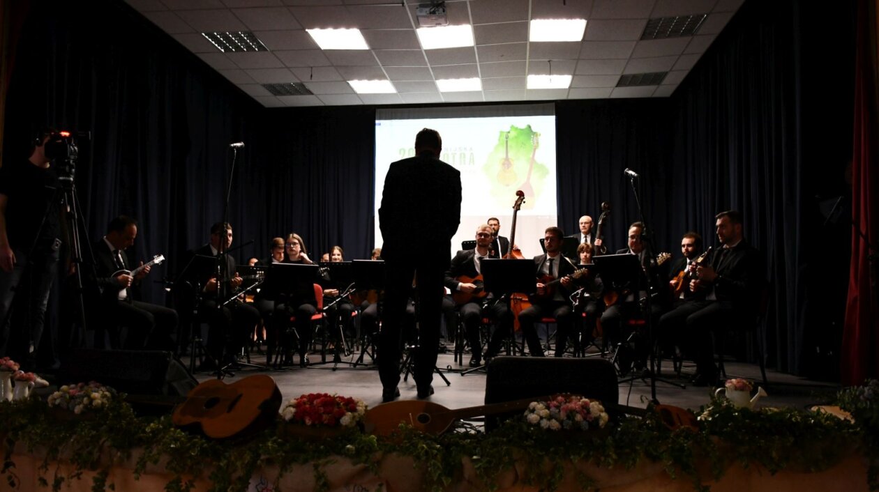 smotra folklora Belica 39