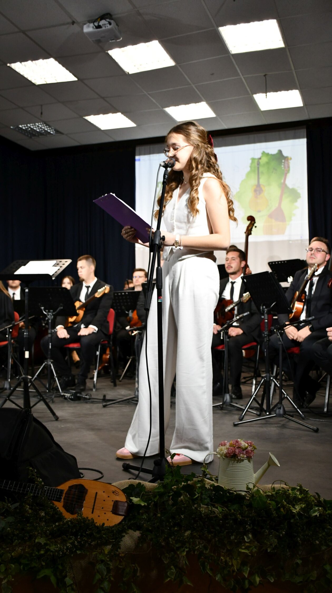 smotra folklora Belica 44