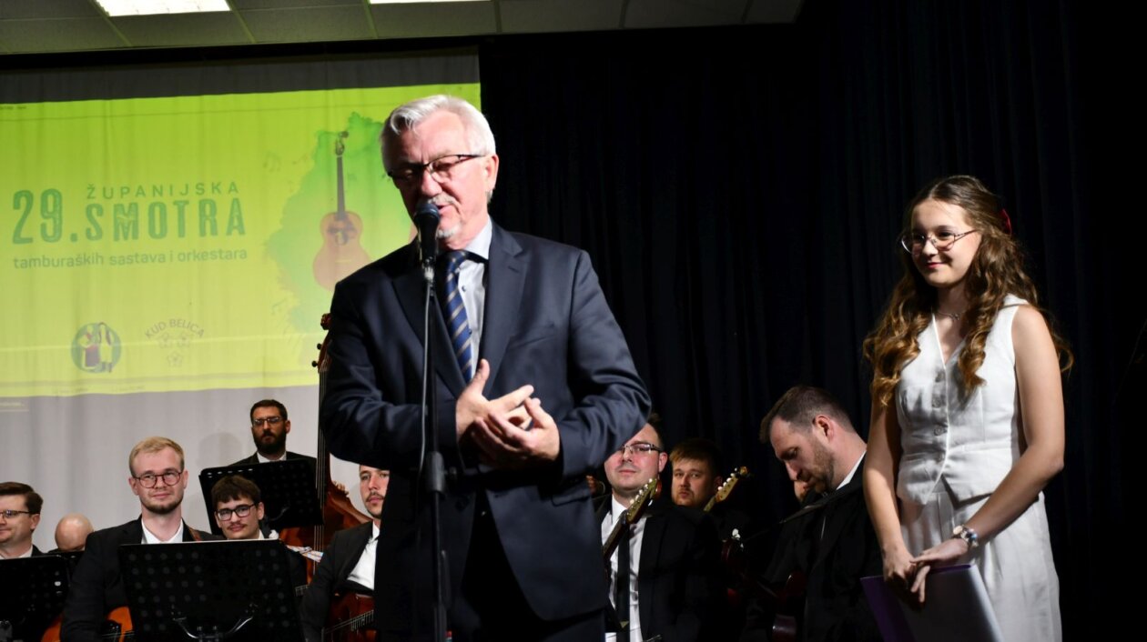 smotra folklora Belica 51